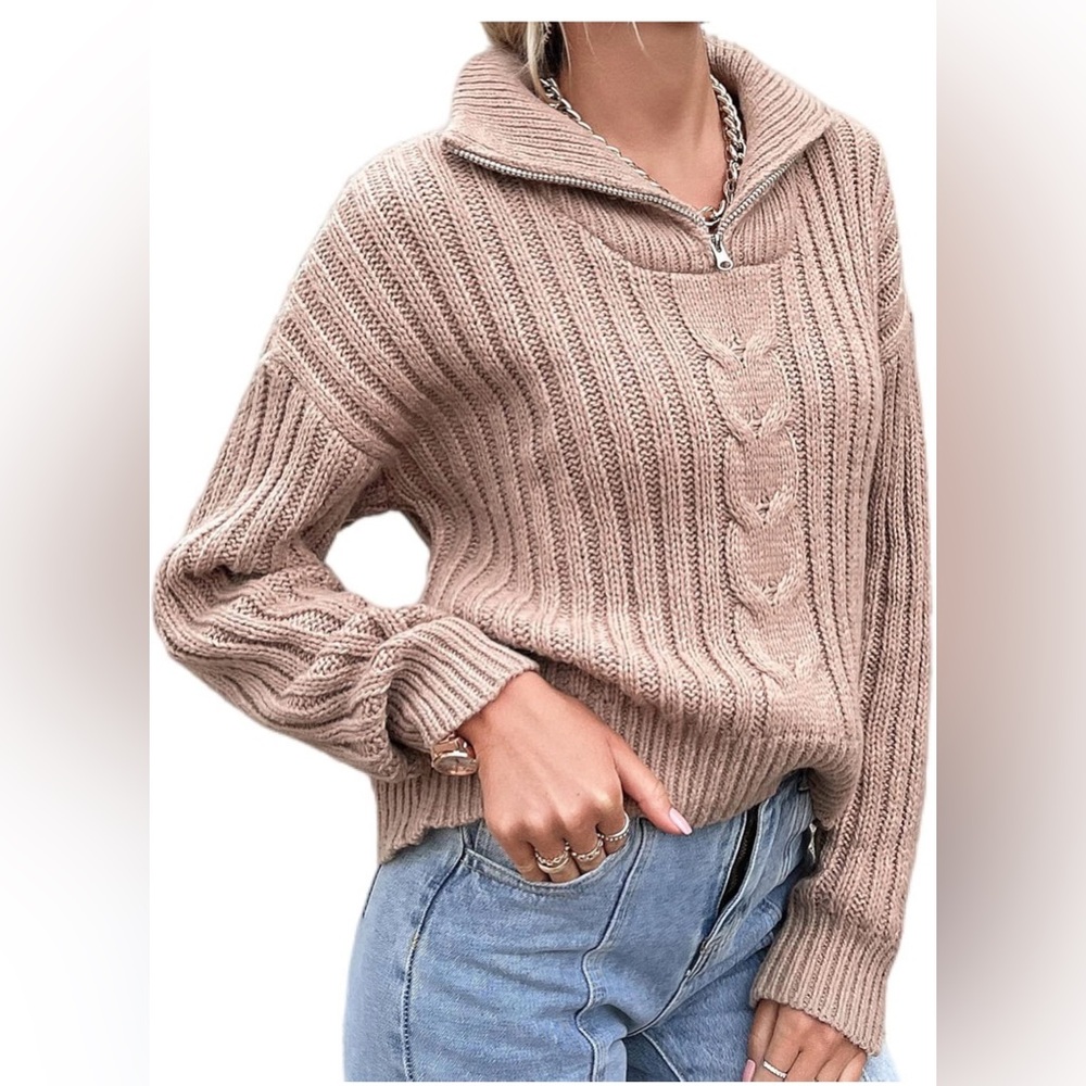 Brown/Tan Pull on cable knit sweater